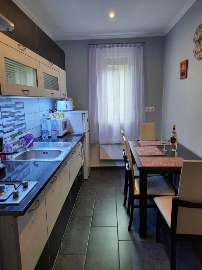 Kodaly Apartman エゲル エクステリア 写真