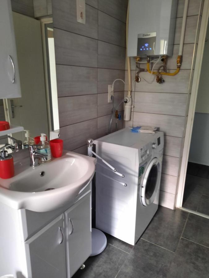 Kodaly Apartman エゲル エクステリア 写真