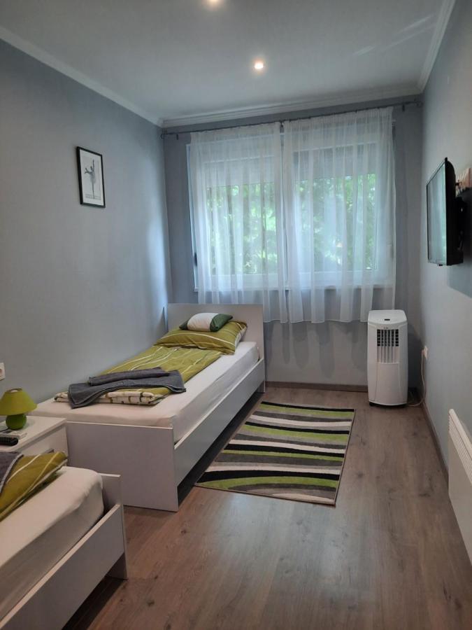 Kodaly Apartman エゲル エクステリア 写真